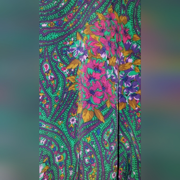 Vintage Victoria's Secret robe - Picture 7 of 8